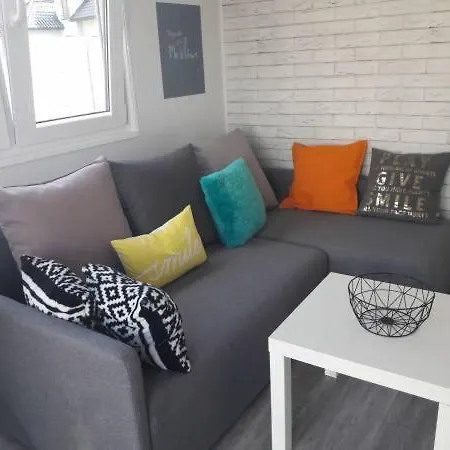 Dobranocka - I Caloroczne Blisko Energylandii Homestay *