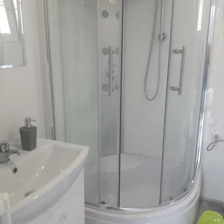 Dobranocka - I Caloroczne Blisko Energylandii Zator